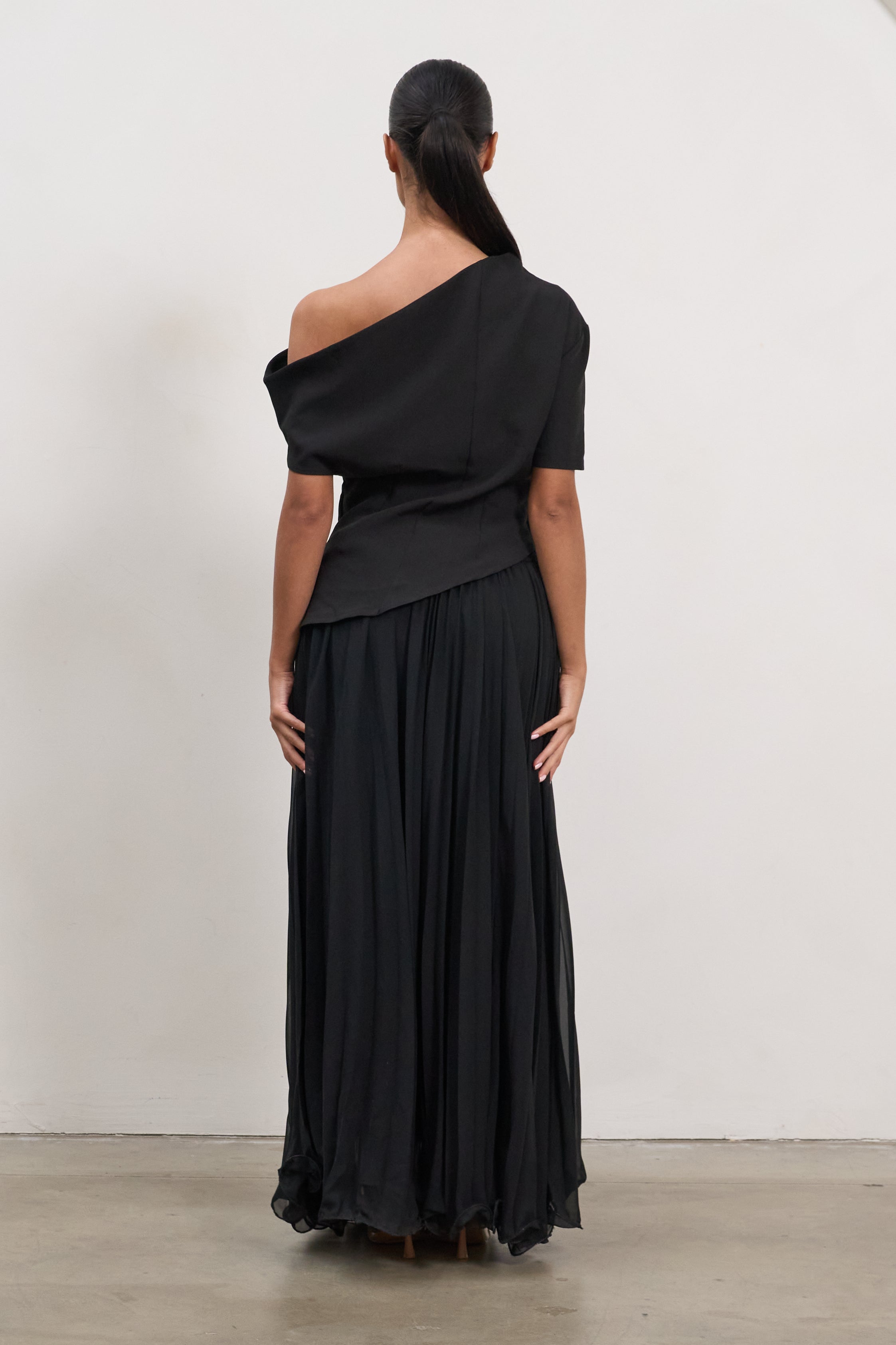Asymmetrical Draped Top – Black