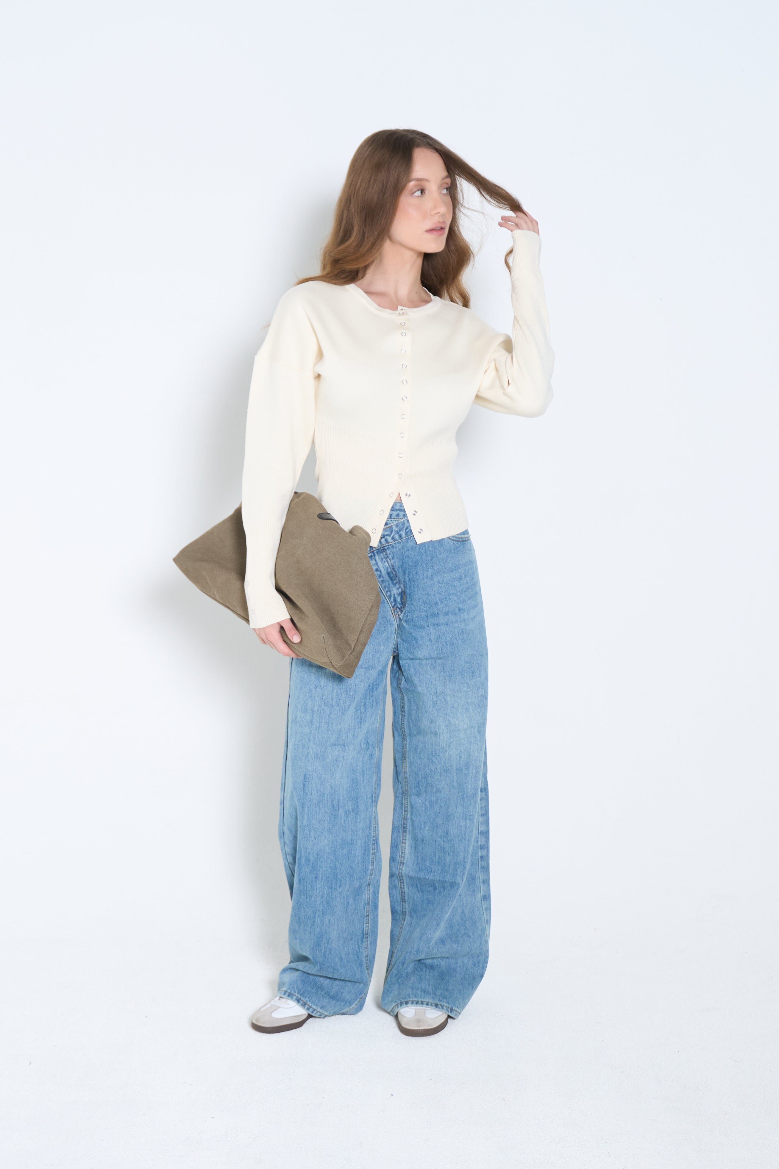 Buttoned Knit Top-3