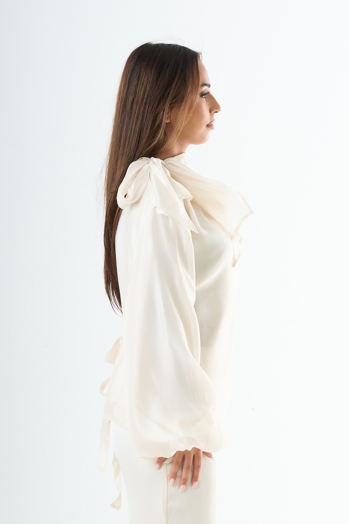 Glossy tie-back blouse - Cream-5