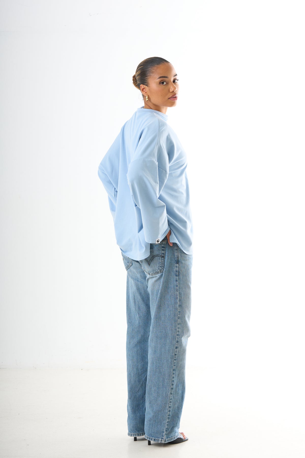 Oversized Long-sleeved T-shirt - Light Blue-3