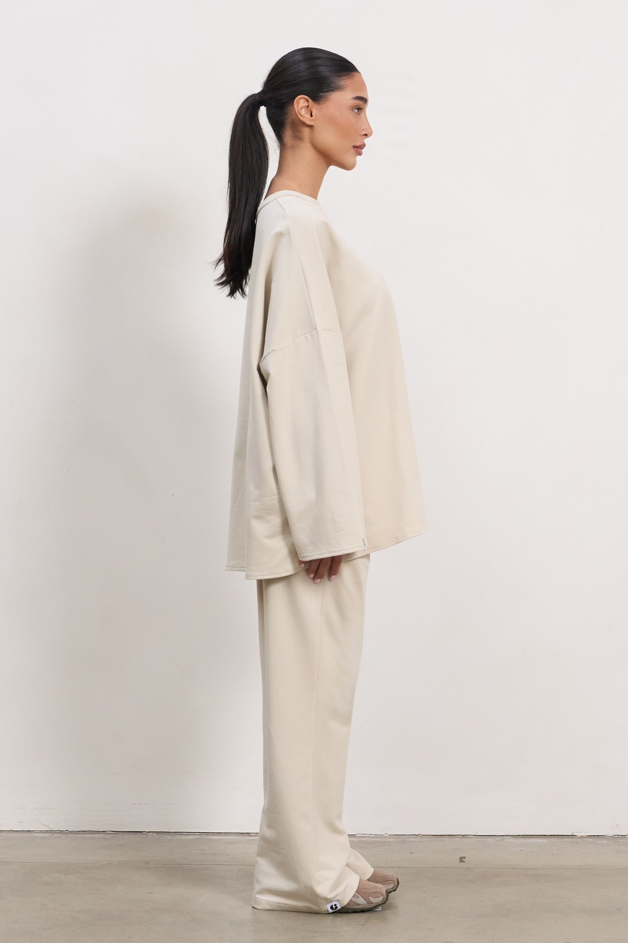 Oversized Long-sleeved T-shirt - Beige-3