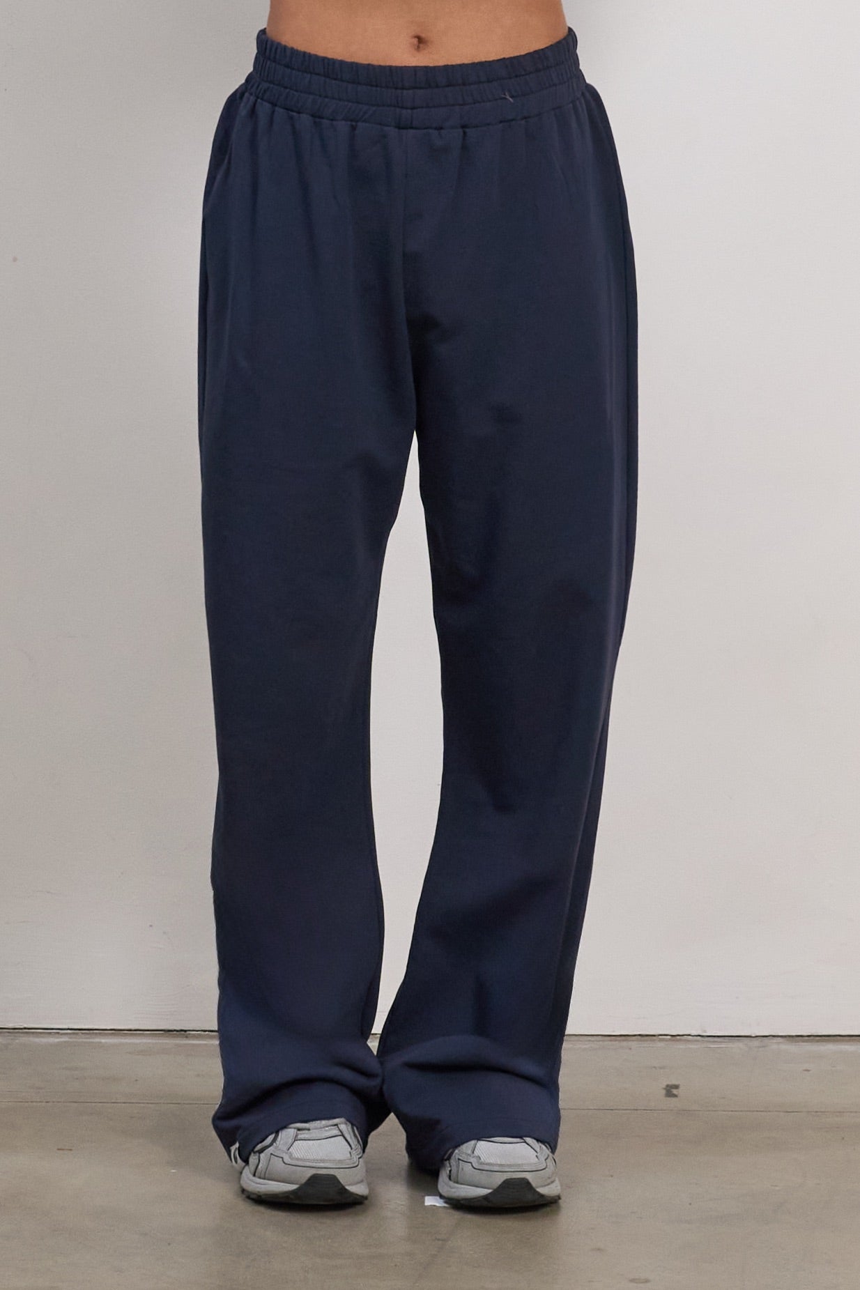 Relaxed Wide-Leg Pants - Navy-1