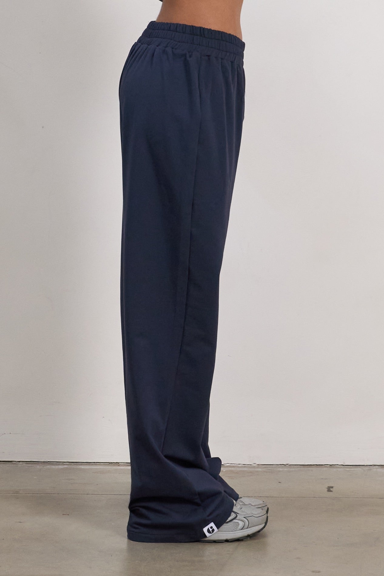 Relaxed Wide-Leg Pants - Navy-2