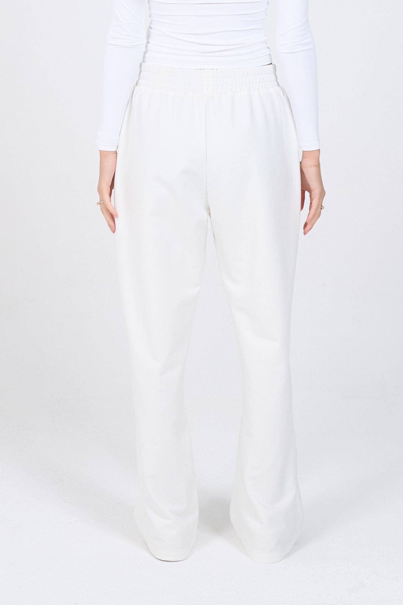 Relaxed Wide-Leg Pants-2