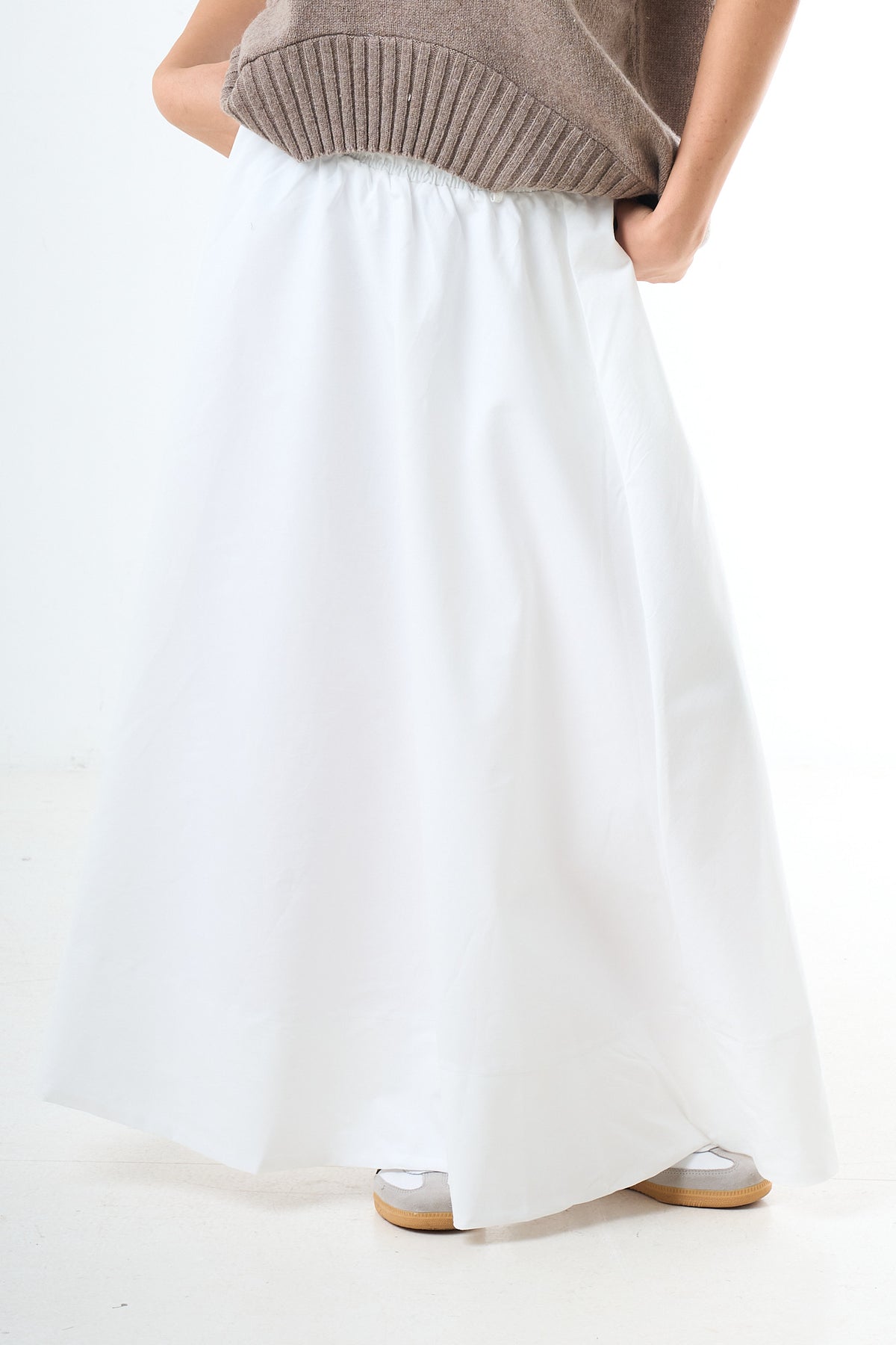 The "everyday' Skirt - White-5
