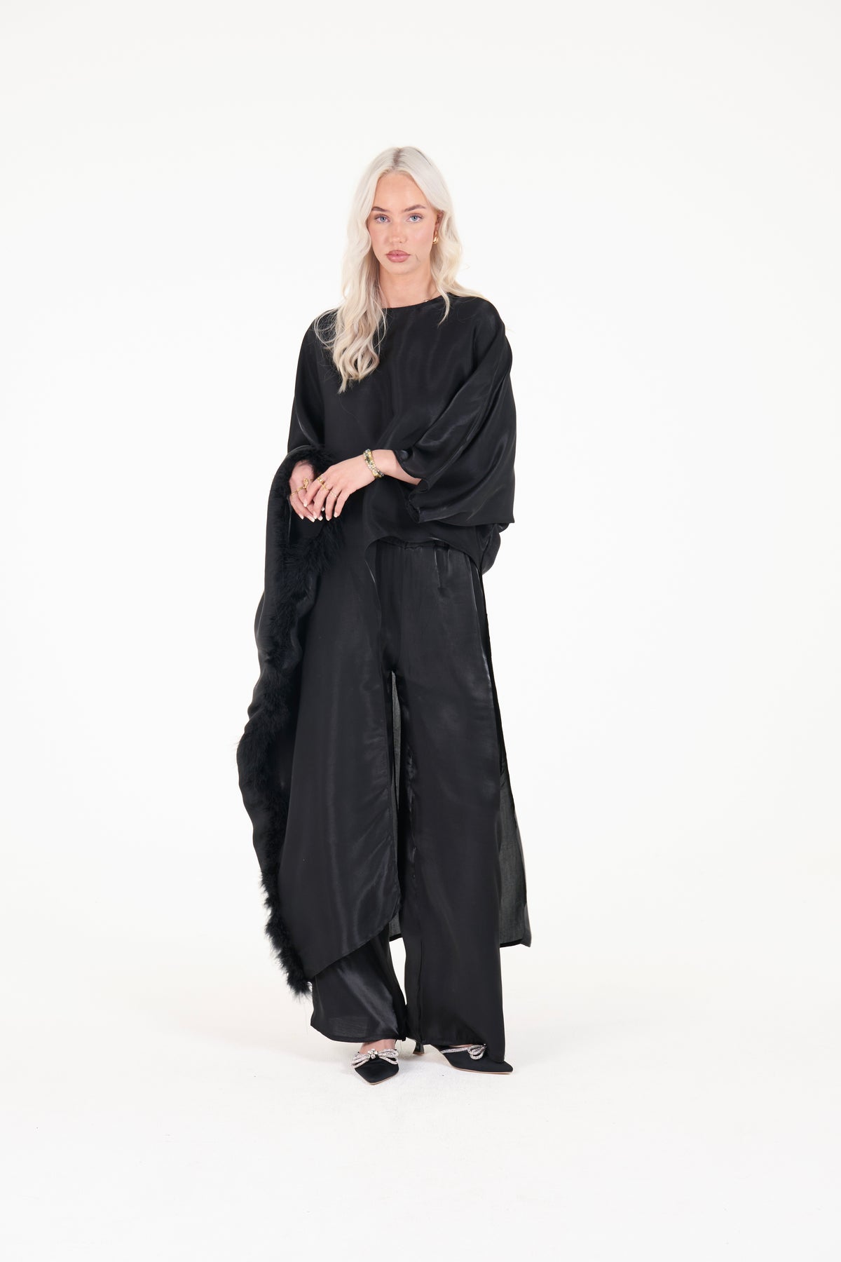 Alyssa Black Set With Fur