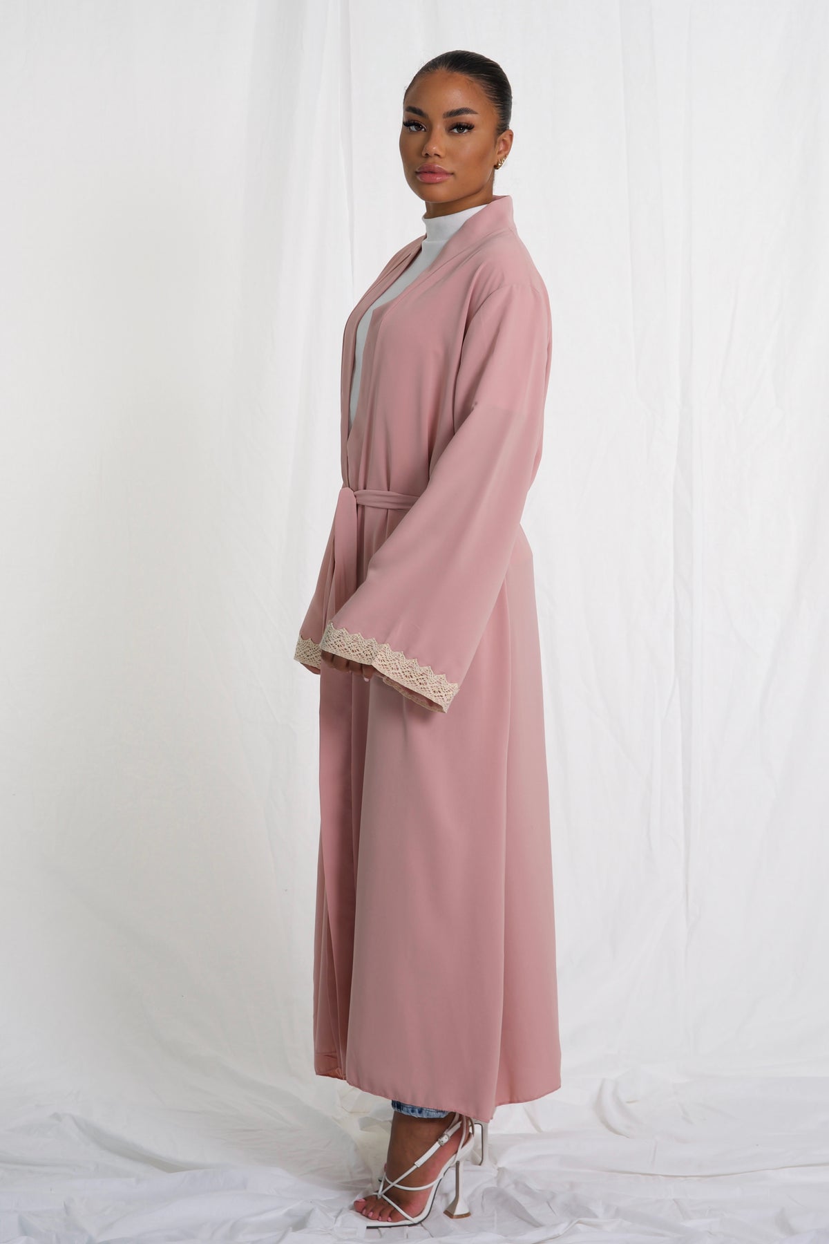 Pink Detail Abaya